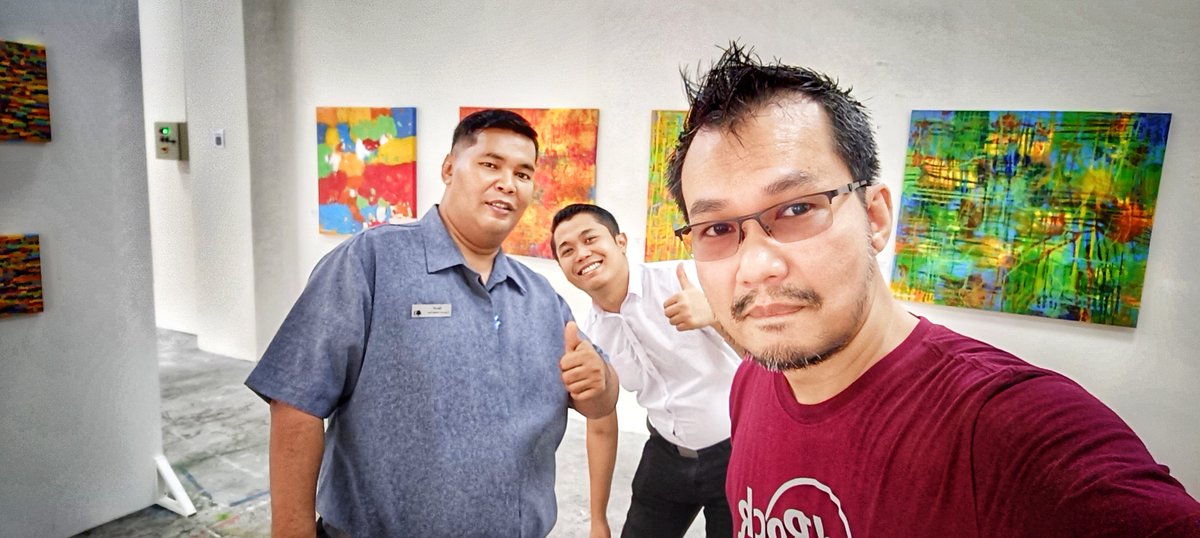 thesas29's tweet photo. Check out Infinite Expressions @DoubleTree Putrajaya until 30th Sept. Free entry. Wed to Sun | 12pm to 6pm.
#ShafiqGhazie #InfiniteExpressions #fyp #DoubleTreePutrajaya #artexhibition #lifestyle https://t.co/YzaEmiz6DE