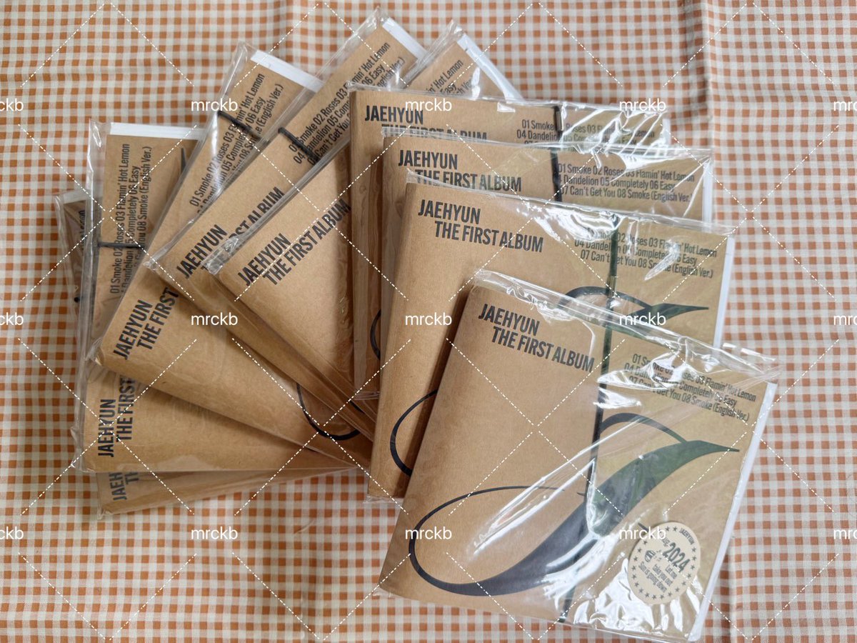 miraclekbstore's tweet photo. ε wts | พร้อมส่ง з 

🔥JAEHYUN - J Album (Money Clip Ver.)

ของครบ 
220 บาท รวมส่ง
สนใจ dm ค่า 💖

#ตลาดนัดnct #ตลาดนัดอซท #ตลาดนัดnct127 https://t.co/qktslPqfua