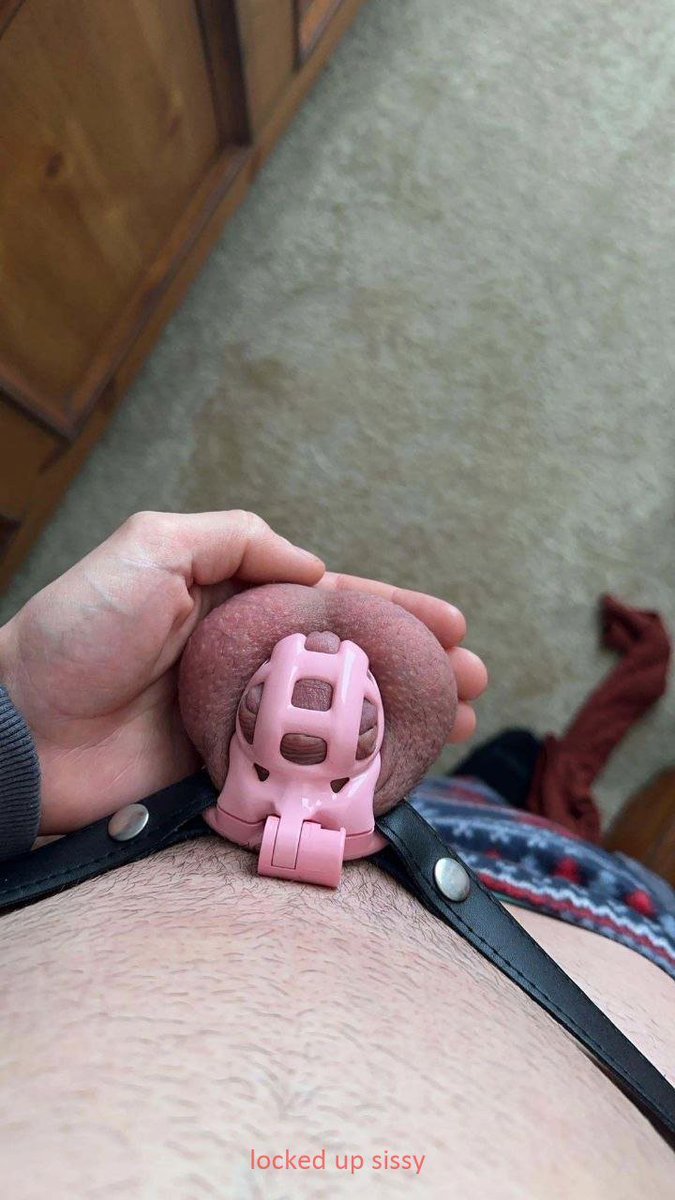 UrFavKeyholder's tweet photo. The bigger the dick, the more fun it is to shrinking down to nothing.🔒 https://t.co/k10lETAQIE