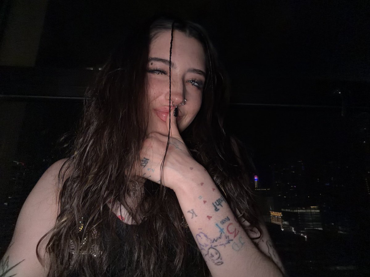 sekiraveil's tweet photo. @amy1aaa looking illegally attractive. 😍 https://t.co/kwpME91wmt