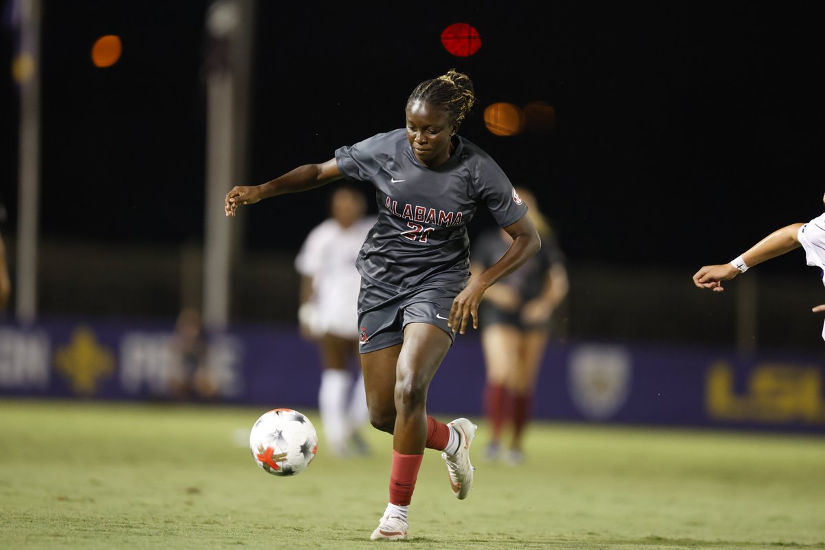 AlabamaSoccer's tweet photo. First half frames📸

#RollTide https://t.co/aM6UNX5vlP