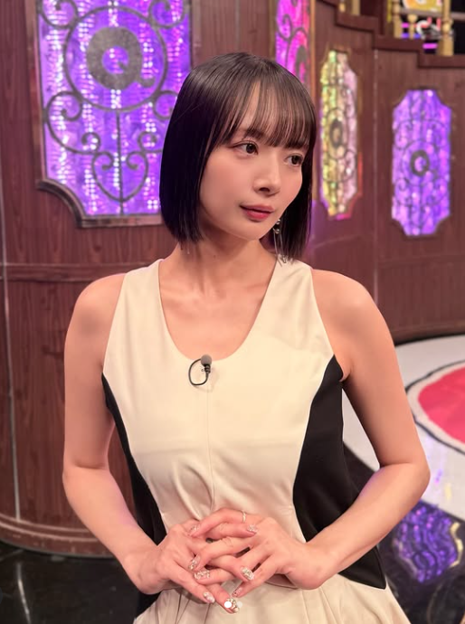 yosh1110_hands's tweet photo. 岡田紗佳さん（170cm）、腕の筋や血管、そして手の大きさを含めて最高なんですよね。
https://t.co/RM9U81lrvZ https://t.co/2PgsPSPrZW