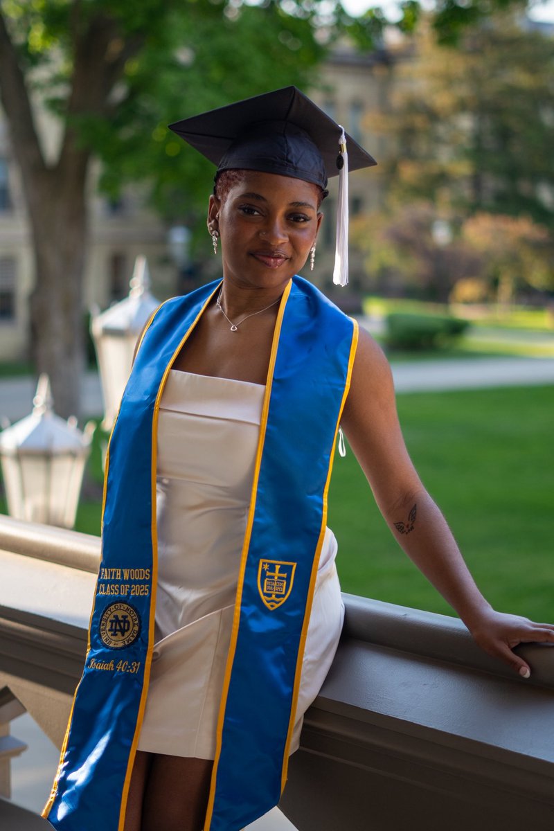 fantasticfxith's tweet photo. that man in office says public health isn’t a professional degree anymore, but I beg to differ !! please share and donate (if you’re able) so I can learn how to make policy that actually WORKS for our mothers and their children !! thank you in advance !! 
https://t.co/xeAPcpe7eH https://t.co/W567DNv4QI