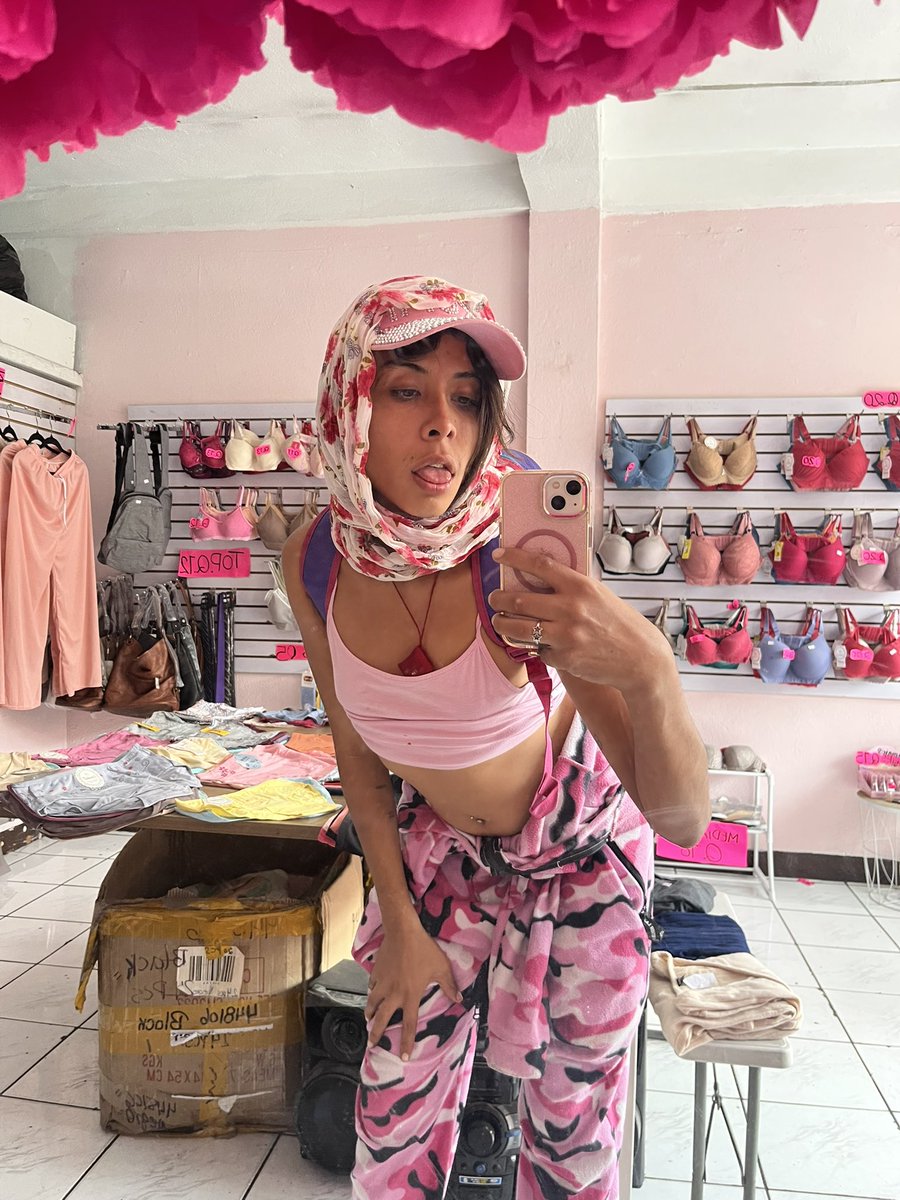 djivanka__'s tweet photo. Bandida suelta y descrontolada rosa💕🫡 https://t.co/Mea2MExKhr