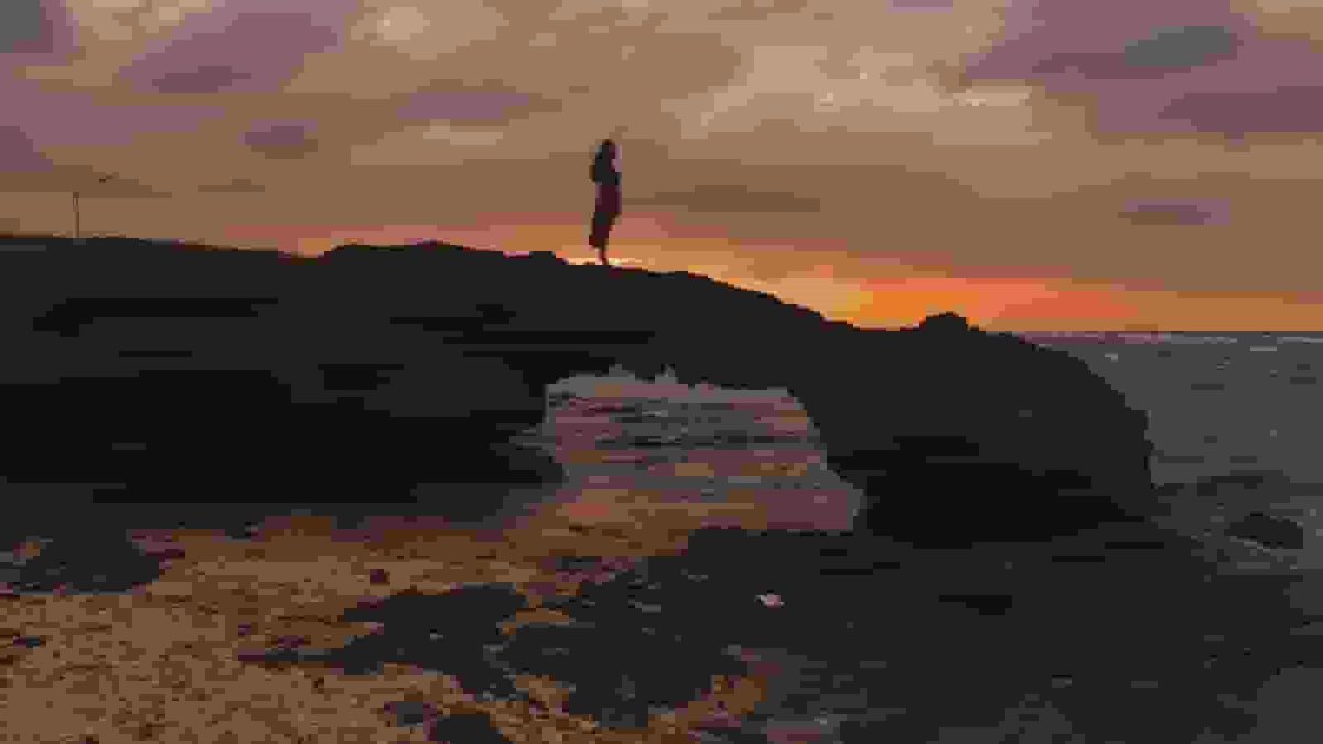 prettyface_xoxo's tweet photo. Listening to lo-fi hip hop while doing watercolor painting. Zen mode.   🚩 https://t.co/8fCRGAIsyO