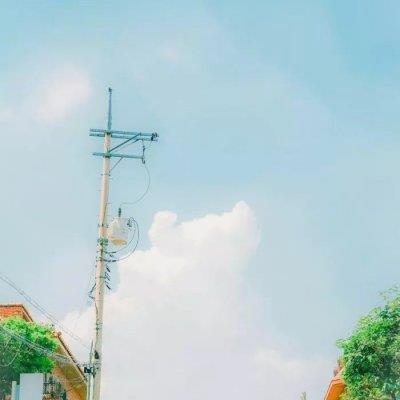 GabrielSwish's tweet photo. Long flight but the in-flight WiFi actually worked. 🍂 💐 https://t.co/P6zOCGkIUH