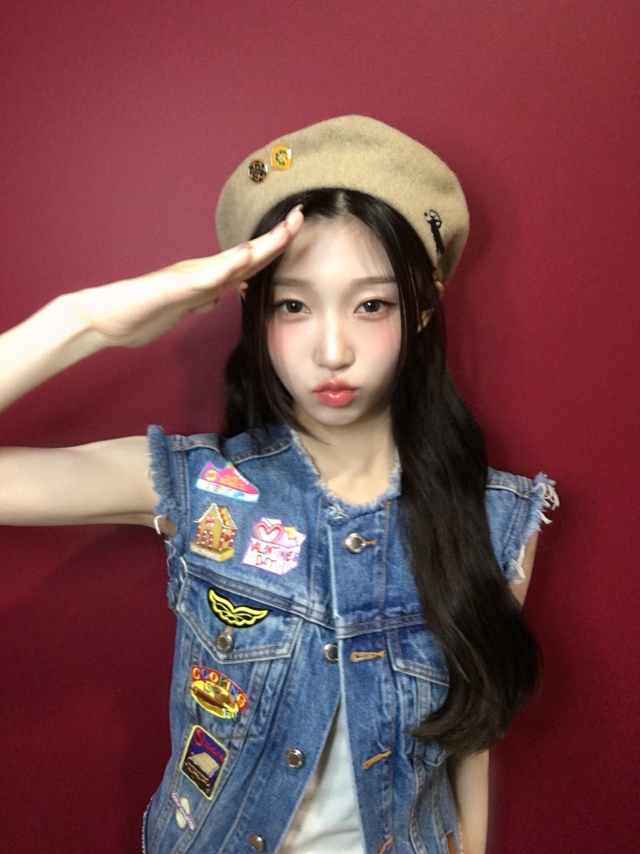 USPEER_official's tweet photo. 🫵 바-보 메롱🫪

#USPEER #유스피어 
#ROA #로아 https://t.co/xPyPXj9MeF