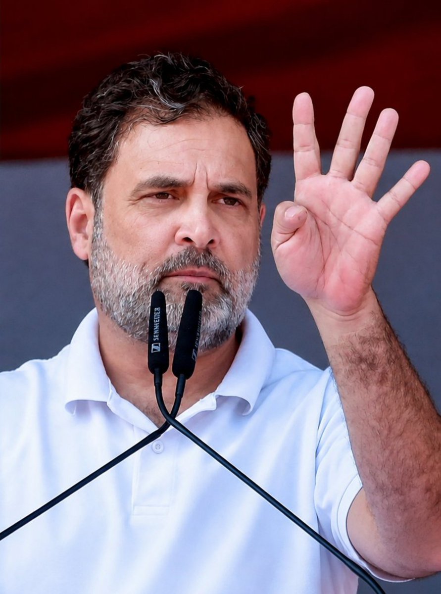LokeshVirat18K's tweet photo. Will you vote for Congress in the 2029 elections ? 

1. Yes 
2. No

Be honest please 🙏 https://t.co/DcqhCR1qLE