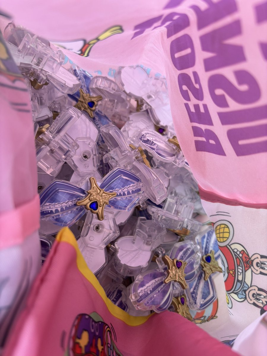 lala_in12's tweet photo. あの…

ぼくが毎回買っても買っても、在庫の中身が増えていくので
みなさん買ってあげてください🙇‍♀️

店員さん優しいので本当に在庫なくしてあげてください…

愛知県の ピアゴ 清水山店です😀 https://t.co/5udmiCR1Ni