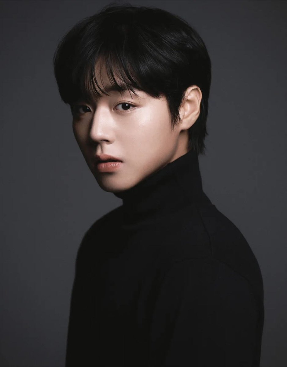 parkjihoonfiles's tweet photo. 📰 Kakao Games Selects Actor Park Jihoon as Model for New Game “World of Goblins”
#PARKJIHOON

🔗https://t.co/mdhUBNaifi

​Kakao Games announced on August 6 that actor Park Jihoon is the official advertising model for the new 2.5D MMORPG, “World of Goblins”. The company selected him to represent the game’s traditional Korean concept and mysterious setting. The game will open for pre-registration in August, hold a showcase in September, and officially launch in October.
