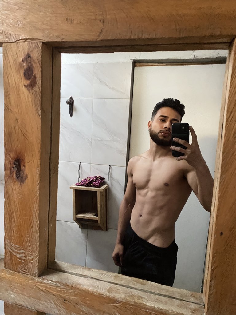 VrMharold's tweet photo. 🔥🥵🪭 https://t.co/ywmRWT1Chb