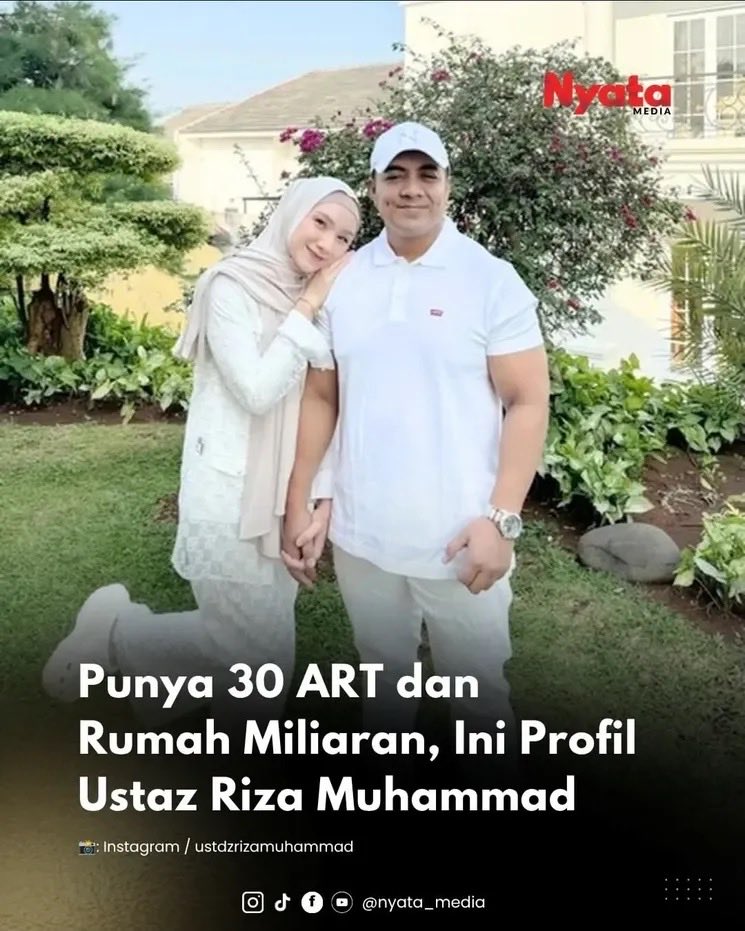 safa_andriana's tweet photo. Kalau seorang ustaz punya rumah miliaran, 30 ART, lalu sering tampil dengan lifestyle yang sangat mencolok, orang awam pasti akan bertanya
Ini dakwah atau branding?
Intinya adalah,, kaya boleh, bahkan dianjurkan kalau jadi wasilah kebaikan. Tapi kalau kekayaan itu malah membuat jarak dengan kesederhanaan yang dicontohkan Nabi dan para sahabat, maka wajar kalau orang mengkritisi.​​​​​​​​​​​​​​​​​​​​​​​​​​​​​​​​​​​​​​​​​​​​​​​​​​
Setuju gak guys