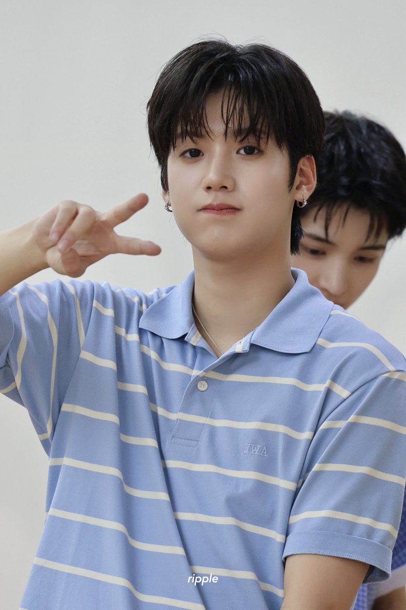 ripple_ryh's tweet photo. 260802
#VIBY #RYOHA https://t.co/Fxnuvi1oMQ