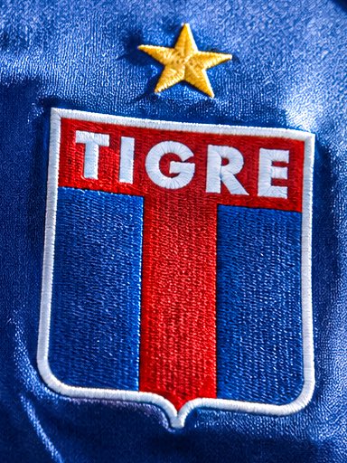 dataref_ar's tweet photo. 🔴🔵 TIGRE SOLO GANÓ 1 DE SUS ÚLTIMOS 15 PARTIDOS EN EL FÚTBOL ARGENTINO:

🟰 0-0 vs. Central Córdoba.
❌ 1-2 vs. Barracas Central.
🟰 2-2 vs. Gimnasia La Plata.
🟰 1-1 vs. Vélez Sarsfield.
🟰 1-1 vs. Argentinos Juniors.
❌ 0-1 vs. Banfield.
❌ 0-2 vs. Independiente Rivadavia.
🟰 0-0 vs. Atlético Tucumán.
🟰 1-1 vs. Huracán.
❌ 0-1 vs. Sarmiento.
🟰 1-1 vs. Rosario Central.
❌ 0-1 vs. Independiente Rivadavia.
❌ 0-1 vs. Estudiantes de Río Cuarto.
✅ 3-1 vs. Racing.
🟰 0-0 vs. Belgrano.

🔜🐔 El próximo sábado enfrentará a RIVER PLATE en la Liga Profesional.

🌐 Todos los registros estadísticos EN VIVO están en https://t.co/hmQtYejtAi