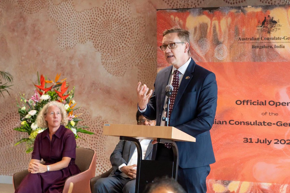 The_Indian_Sun's tweet photo. #Australia opens its permanent #Bengaluru #consulate—a single front door for trade, tech, education & ties wt southern India. #Karnataka hails the vote of confidence as relations deepen. Big moves ahead! #TheIndianSun @JulianHillMP @MBPatil @AusHCIndia
🔗 https://t.co/z83g3M288N https://t.co/MqvHVxEVY7
