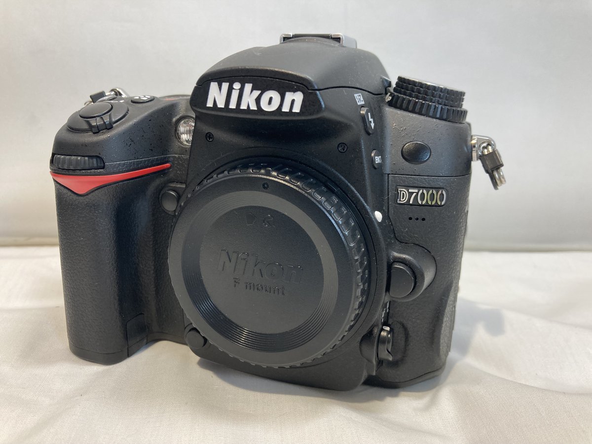 wattmann_eb's tweet photo. ワットマン海老名店です！
【入荷情報📷】
名機 #Nikon D7000 ボディが入荷！視野率約100%の本格ファインダーと、中級機ならではの優れた操作感が格安で楽しめます。初めての一眼レフにもおすすめ！

＃ワットマン　＃カメラ　＃買取　＃海老名　＃デジタルカメラ https://t.co/kjjVBakRlg