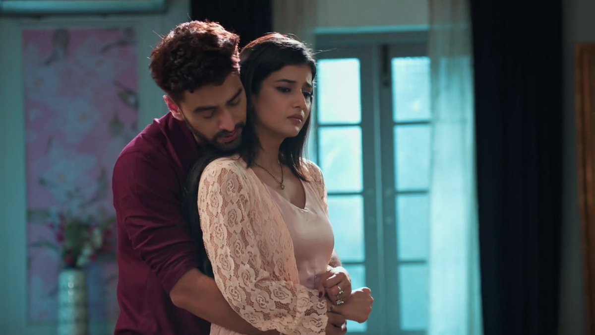 abhimaanluvr02's tweet photo. their back hugs 🤭🥹

{#AbhiMaan #RohitPurohit #SamridhiiShukla} https://t.co/9Px3fqnyZc