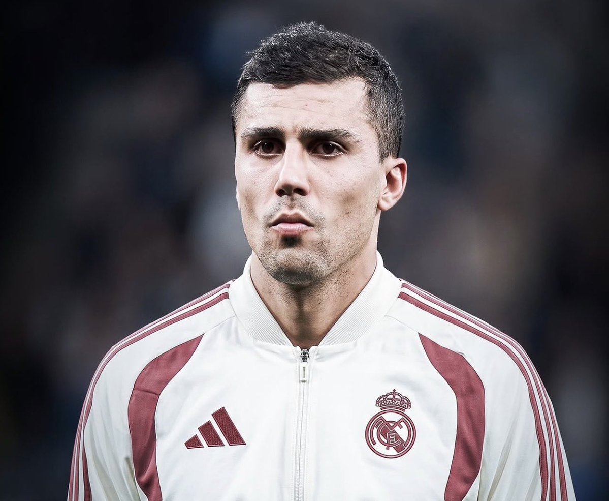Huss77_'s tweet photo. لن أُغرد حتى ينتقل رودري الى ريال مدريد. https://t.co/jXnUJLtBcp