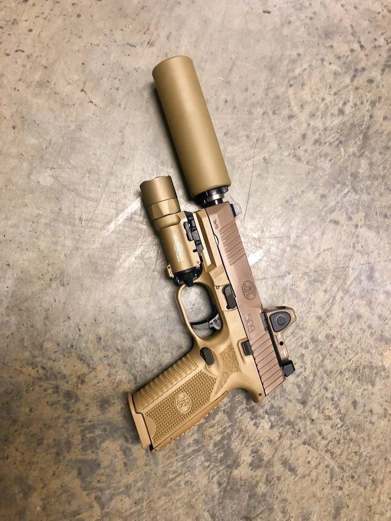 DevballisticHQ's tweet photo. Fn 509 with suppressor,2mags,flashlight and a box of 30ammo $650 tap in

DM IF INTERESTED https://t.co/PXqWVcWf6t