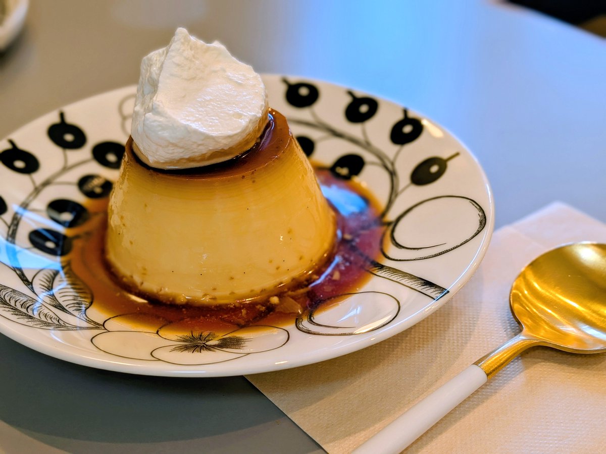 millmall3232's tweet photo. 今日は午前休キメてプリン癒しモード🍮 https://t.co/tLhMOD3wOl