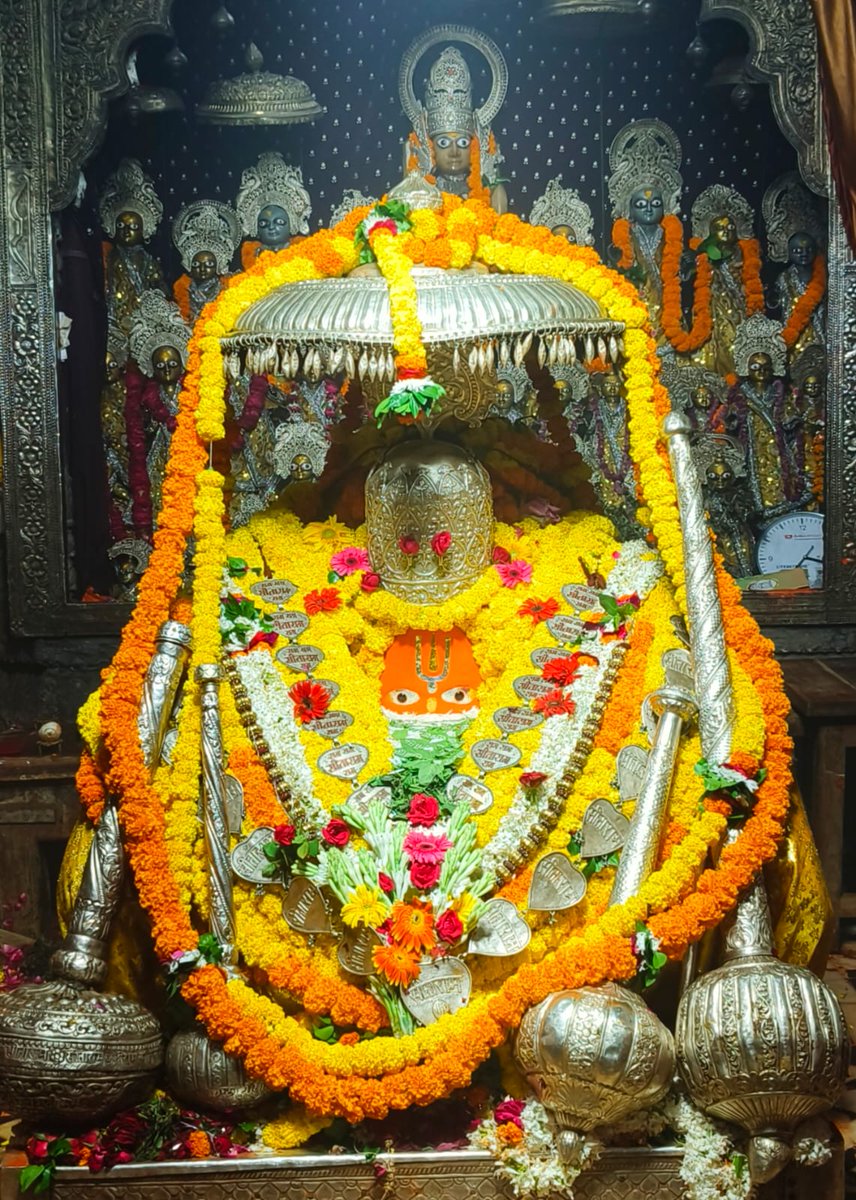 ShriAyodhya_'s tweet photo. अयोध्या से महाराजाधिराज श्री हनुमान जी महाराज के अद्भुत दर्शन 🙏🌿 https://t.co/ktbDGtMWkA