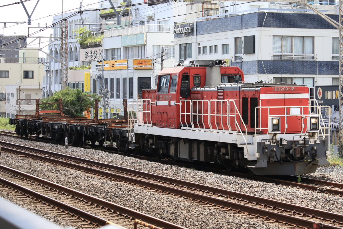SG_Rrha's tweet photo. 2026/08/04
DD200 12 + チキ2B
9294レ? 越中島チキ交検入場回送

ちょっと紐かな…
初めて越中島貨物線走ってるの見た https://t.co/x8L30sI0X6