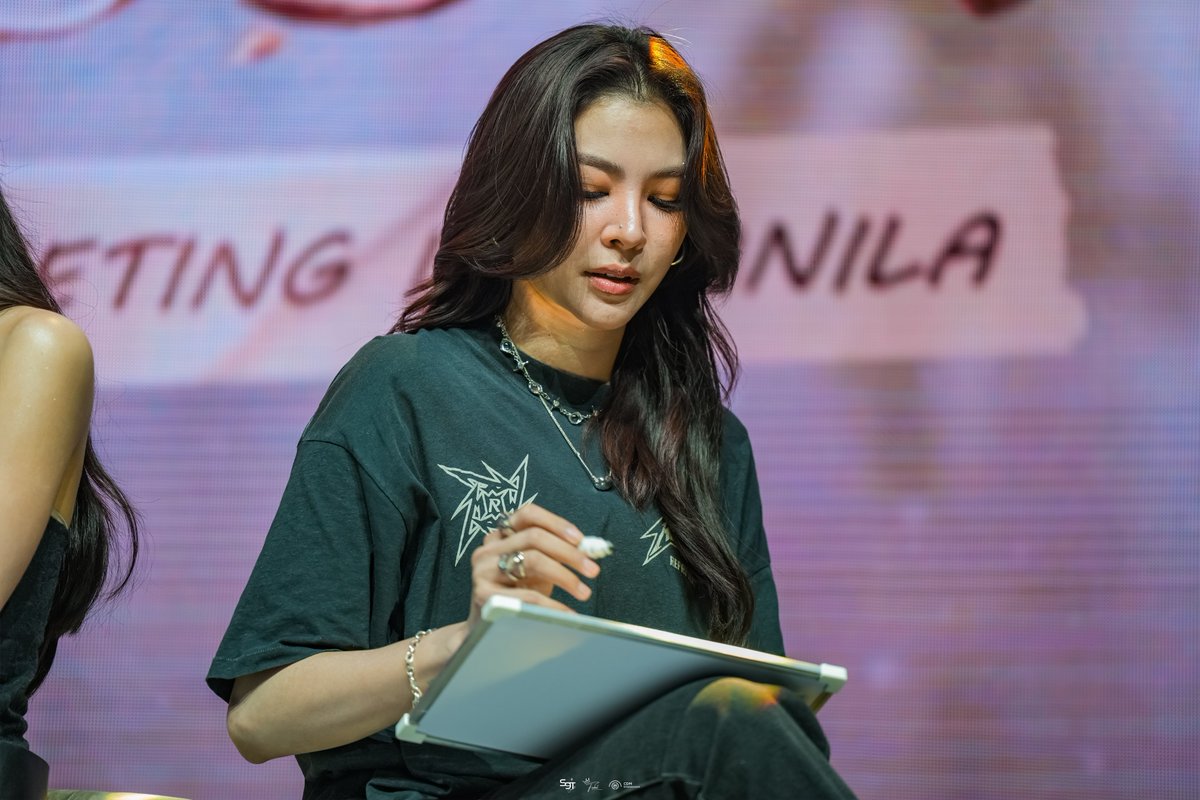 S9TConcert's tweet photo. https://t.co/qmAdXmpq7H
