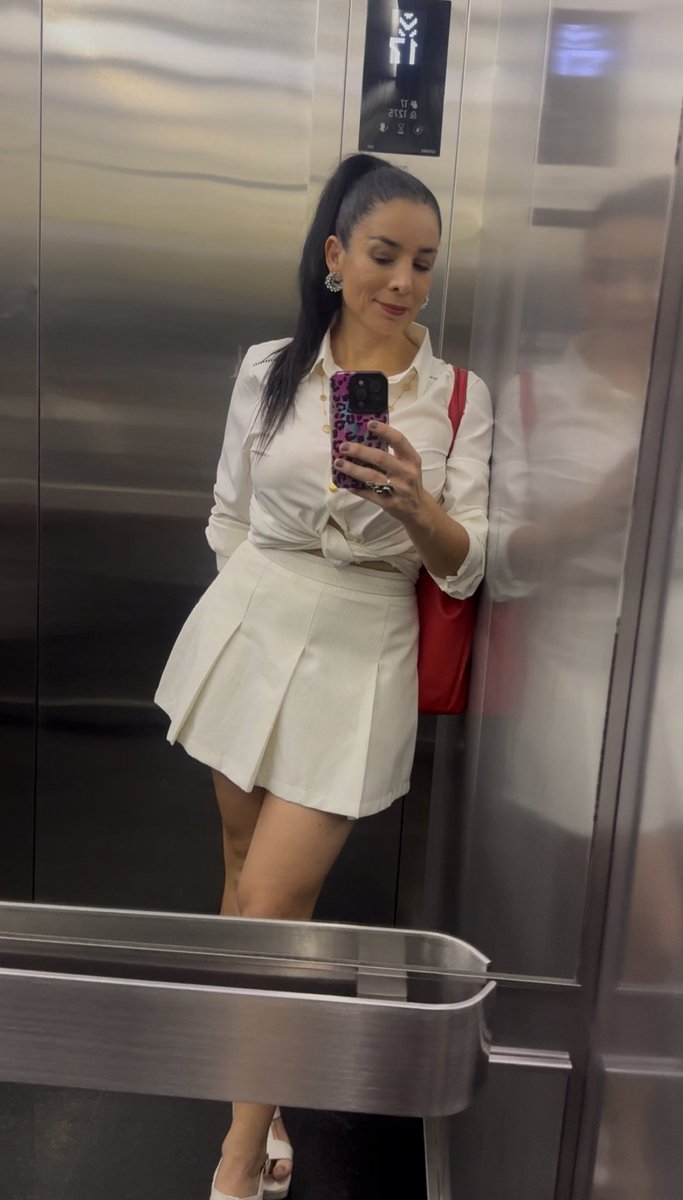 YazminRecek's tweet photo. 🏳️🥼🐇🐑🦙

0ufit➡️ @NeroPuebla https://t.co/6f1N13klpM