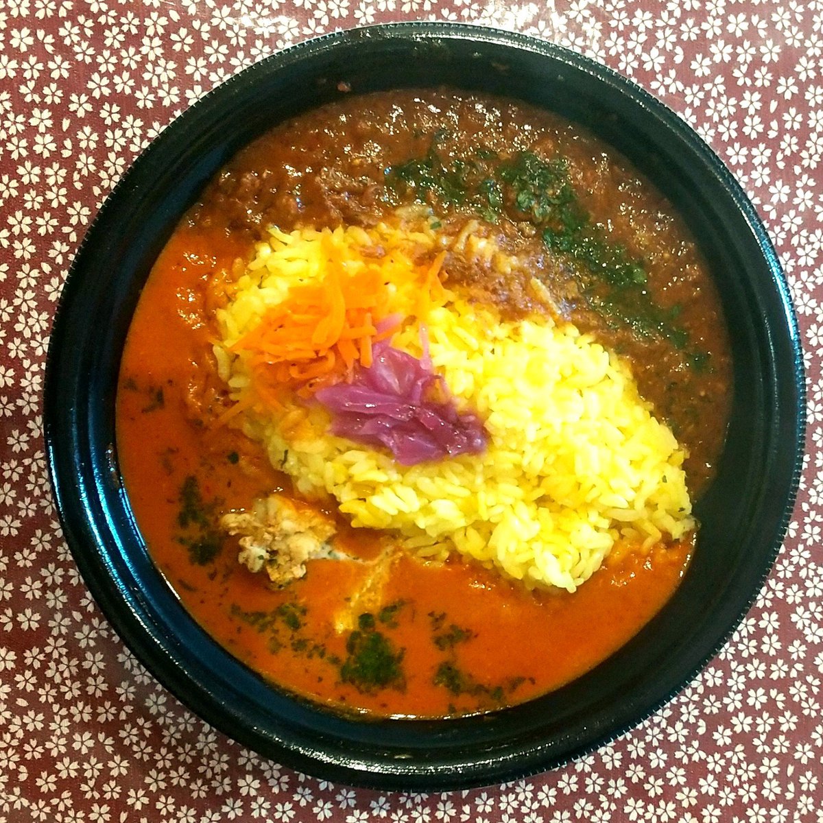 chichilo_j's tweet photo. カレー生活
(エリックサウス様・セブンイレブン様)

美しい円ですね
セブンイレブンカレーフェアの夏
８月はプチ散財です https://t.co/ufdkMBFSqE