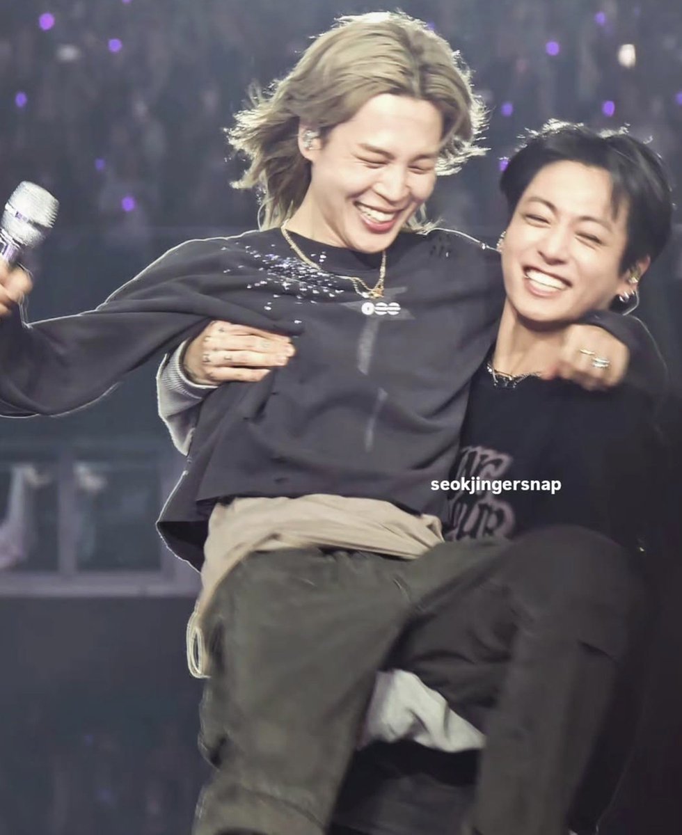 myyouwithjk's tweet photo. LETS ALL KILL OURSELVES https://t.co/av8AtS64r1