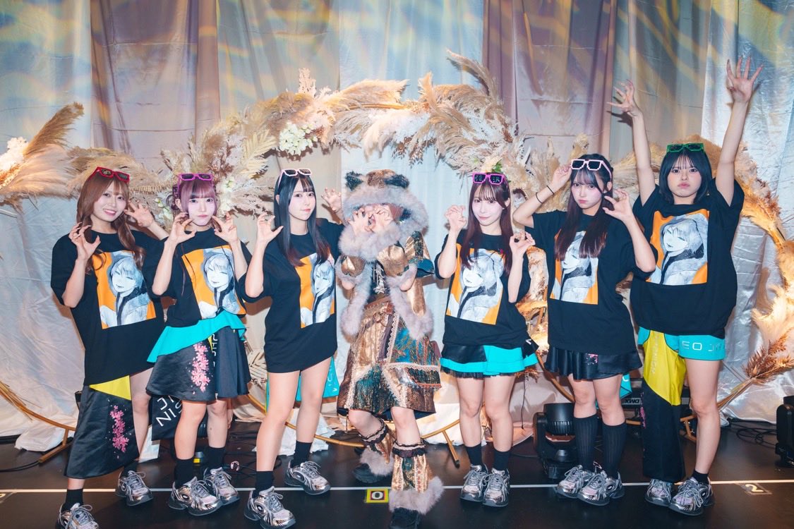 Hinano__2026's tweet photo. 先日は滝沢ひなの生誕祭にご参加いただき、ありがとうございました！🌼

メッセージカード、カンパへのご協力、そして公演中のサイリウム企画へのご参加、本当にありがとうございました🙇🏻‍♀️ https://t.co/sM3XZr8uN4