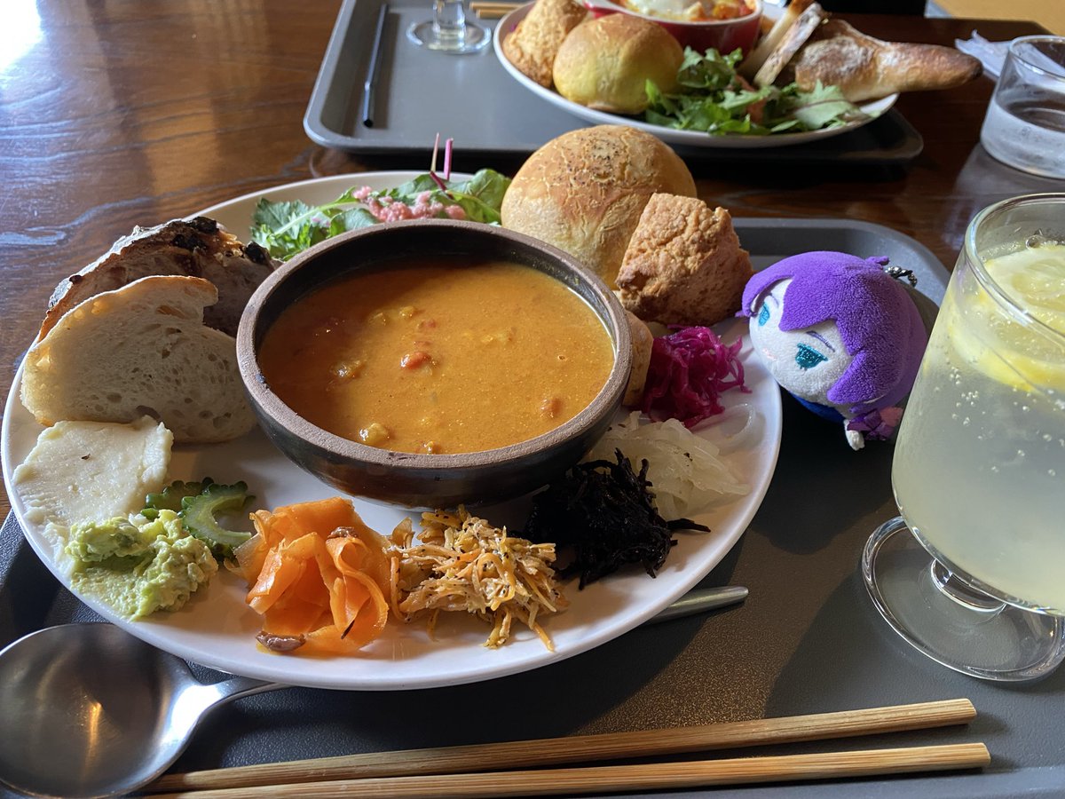 amaryou32's tweet photo. 美祢のパン屋さんのランチ🍞
おいしそぉおおお https://t.co/NAt6lDRDOc