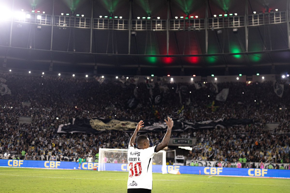 VascodaGama's tweet photo. PODE SOLTAR FOTOS DA CLASSIFICAÇÃO POR AQUI? 🤪💢

📸 Matheus Lima | #VascoDaGama https://t.co/URMuBYBBs6