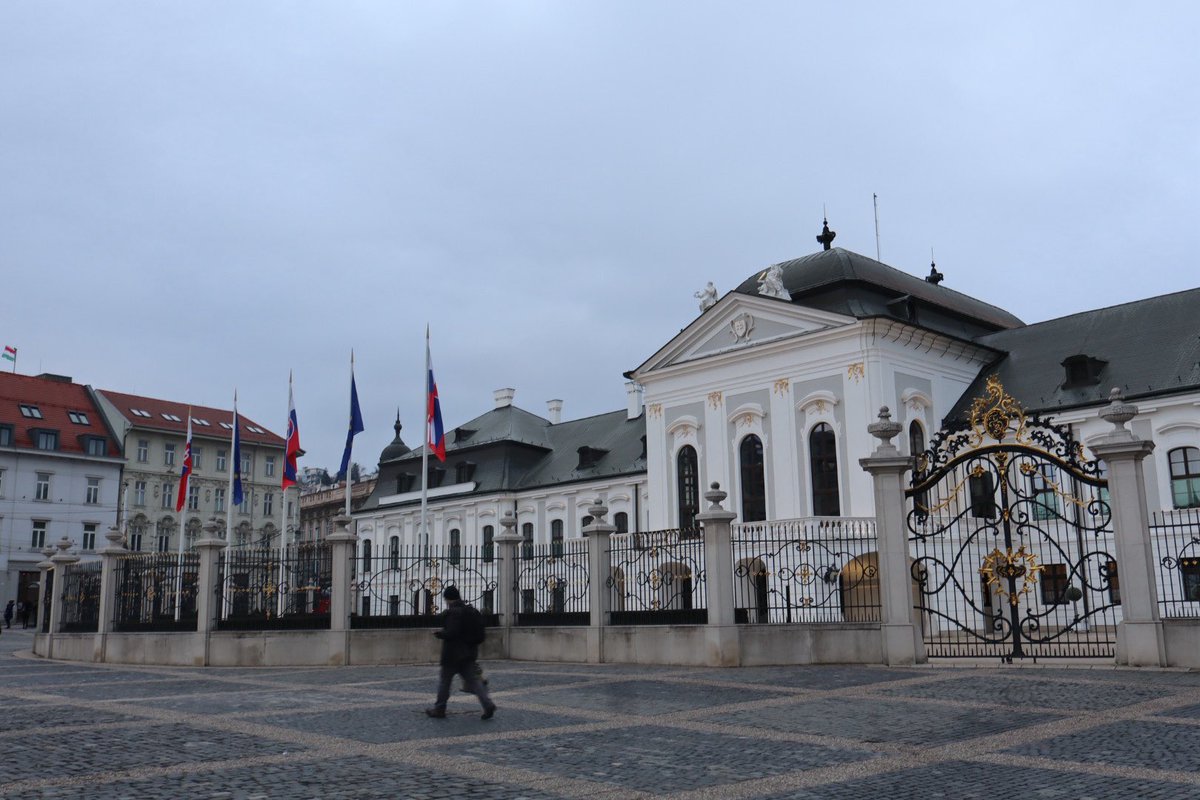 noelledrumm's tweet photo. Bratislava, Slovakia 🇸🇰 https://t.co/3vNEpuHQOs