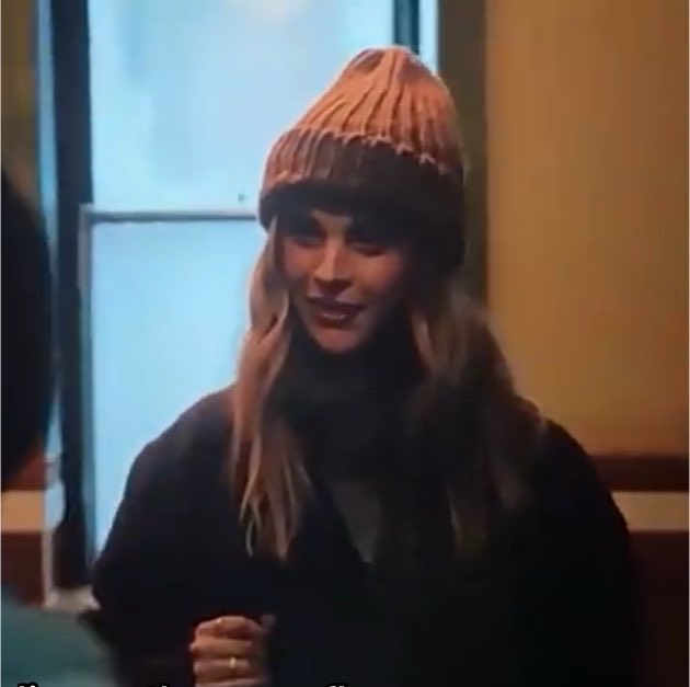 lorxell's tweet photo. A girl told Peter Parker they live on the same floor and then he moved to the attic to avoid her lmao. Imagine you being that girl. 😭 https://t.co/vZ86fTT14u