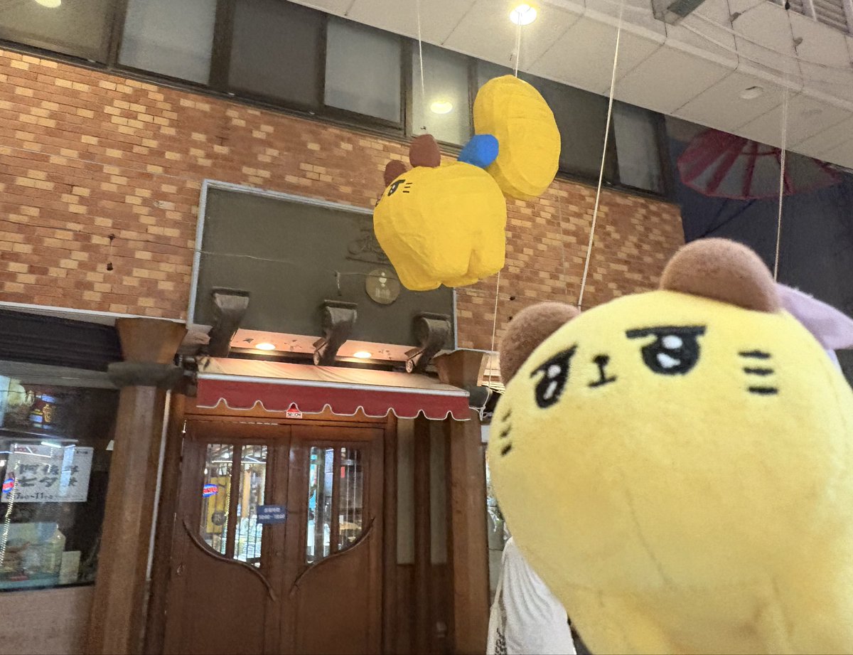 noji_99year's tweet photo. ハリボテでかばにゃ奈かわよーーー‼️お顔が見えるように計算して前傾に調整して下さってたんですね🥹公式様が制作日誌で貴重な見下ろしアングルショットを公開してくれてハピ🫶 https://t.co/DR4xy9GC2x