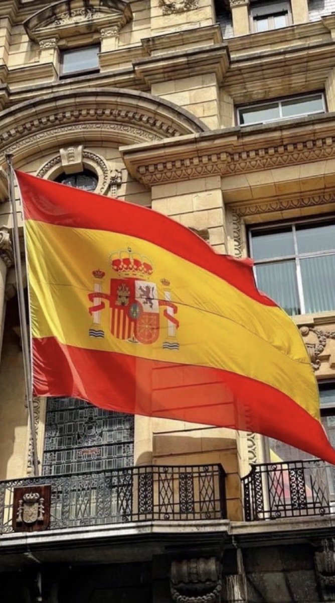 liixd55's tweet photo. @amlakint_sa الجواب : إسبانيا 🇪🇸

#ثلوثية_أملاك 

تم تطبيق الشروط 👍🏻
.
.
.
🇪🇸🇪🇸🇪🇸🇪🇸🇪🇸
.
.
.
.
.
 @amlakint_sa https://t.co/QIUH7RaEj5
