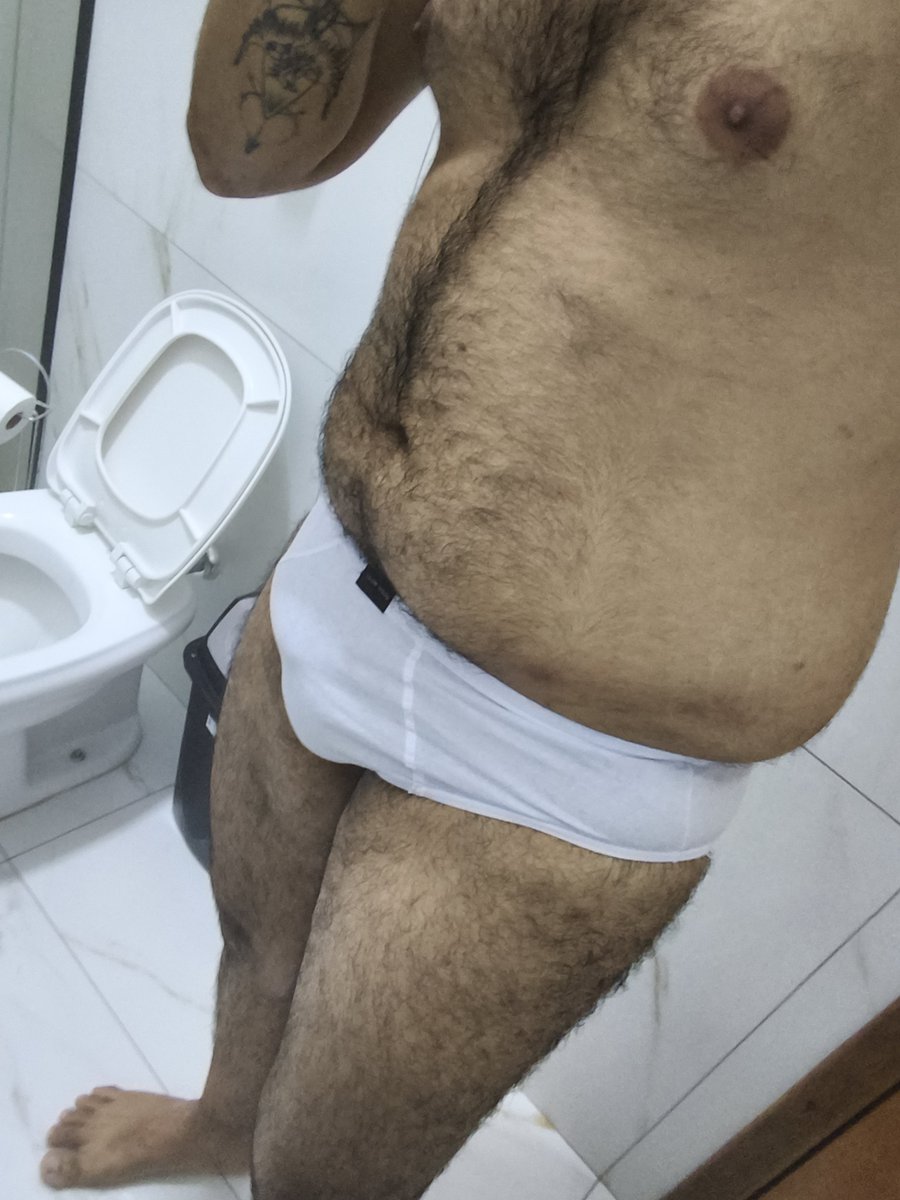Jhotheo22's tweet photo. Cueca slip branca 

#cuecas #cueca #cuecaslip #slip #cuecabranca #tesaoemcueca #fetiche  #underwear https://t.co/Jl2GMuePsu