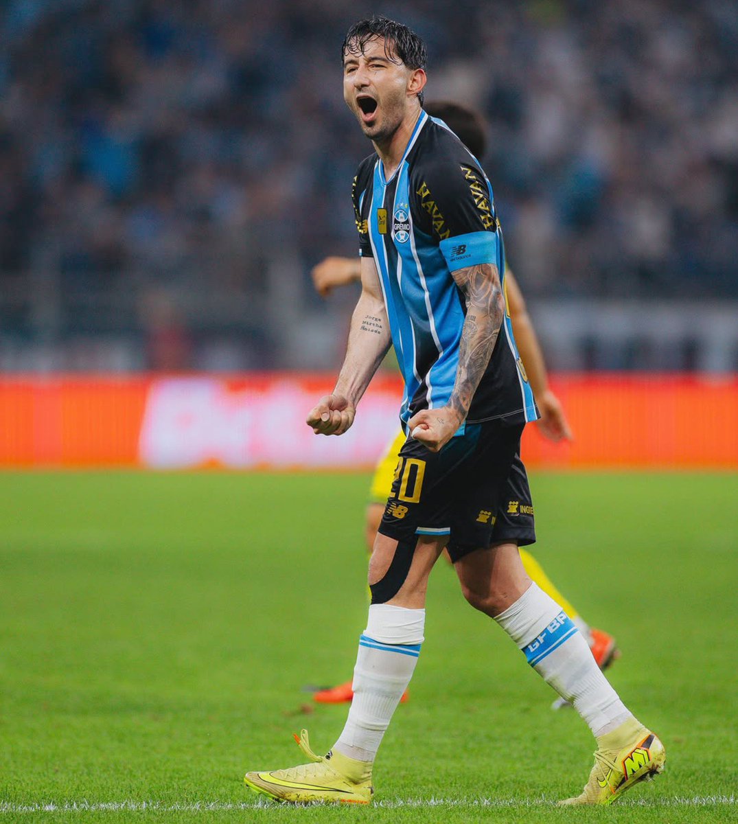 BonetDouglas's tweet photo. Villasanti é o melhor volante do futebol gaúcho https://t.co/hvZdg3Cd9F