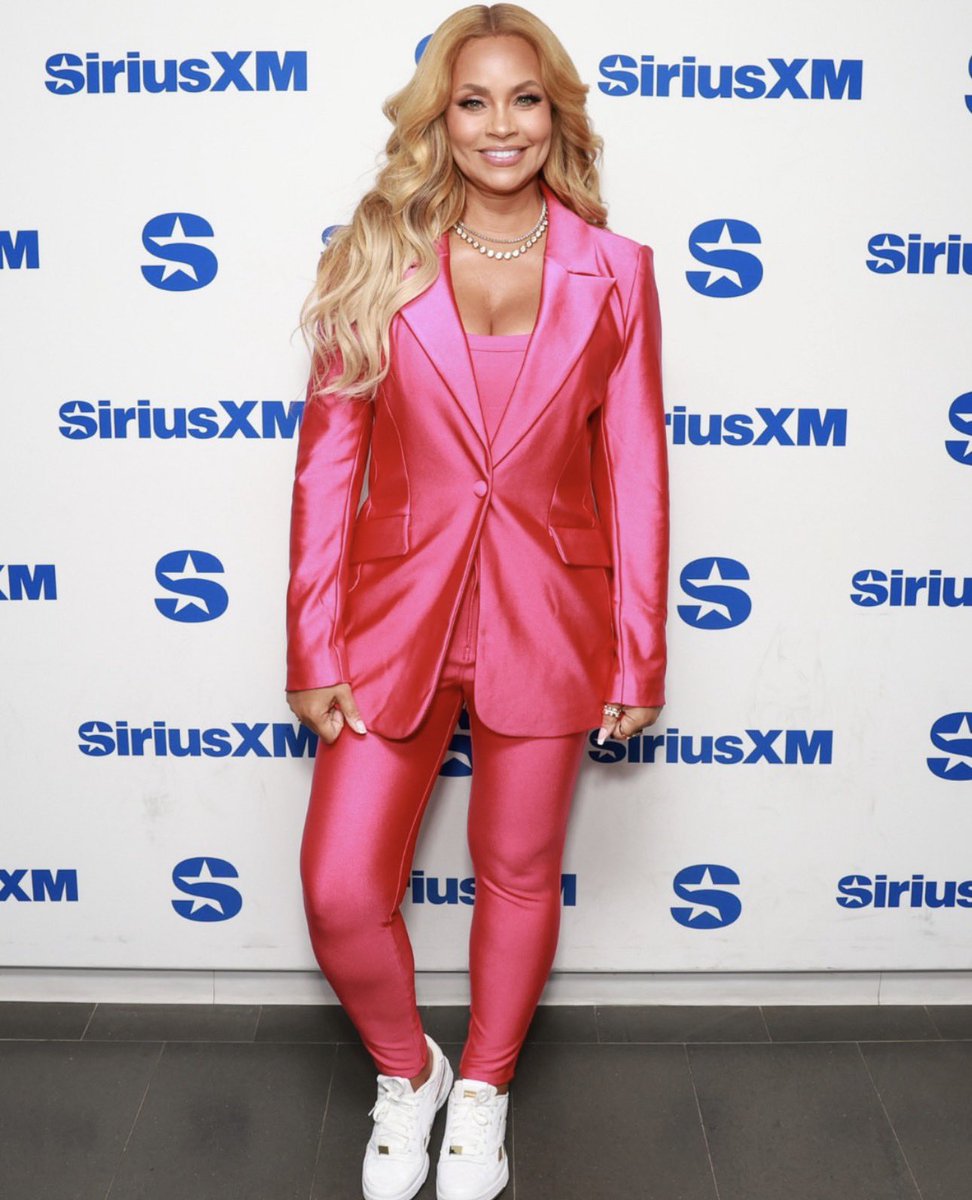 iseeumon's tweet photo. Gizelle, you ready to walk around #RHOP 🌸 https://t.co/ZFmfxyrPka