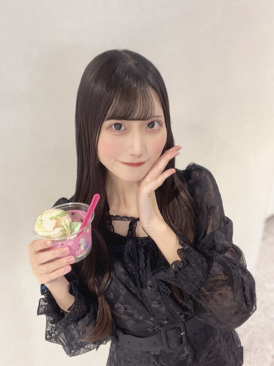 uproach_ena's tweet photo. おはよう🍨♡ https://t.co/6078GLlPq9