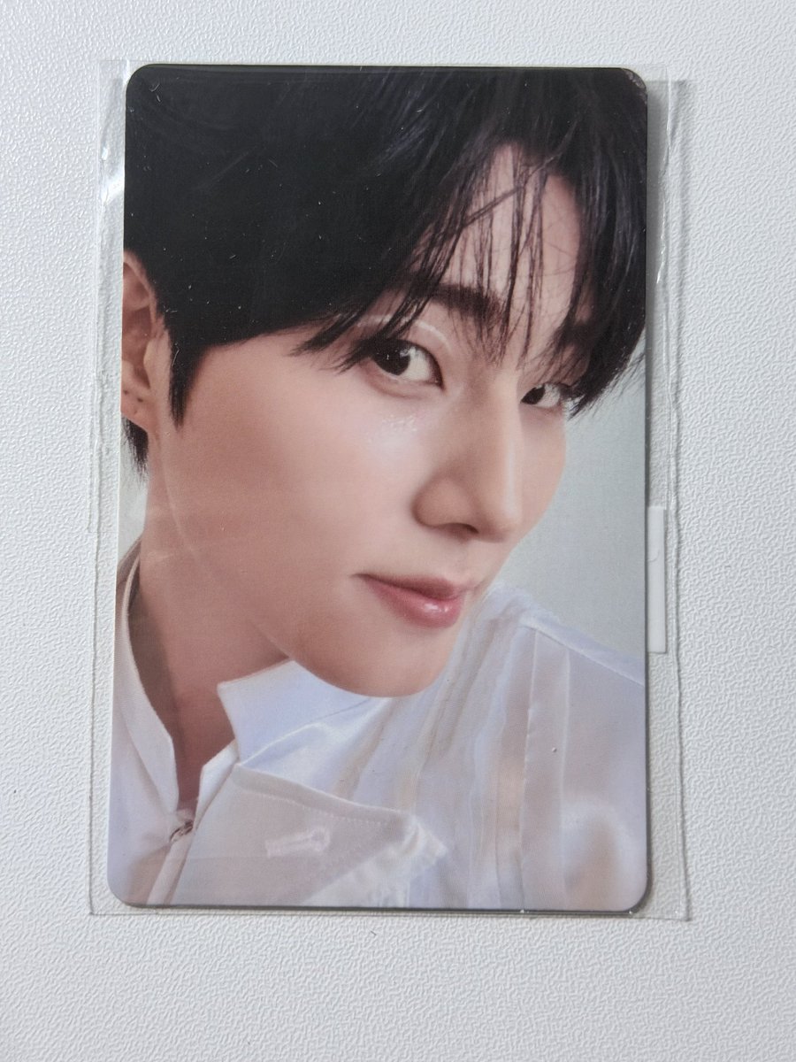 kemomile_97's tweet photo. 영현이 온라인 4만원 포카랑 키캡 포카!
너무 귀여움..🤤 https://t.co/1r0Q9U0KQr