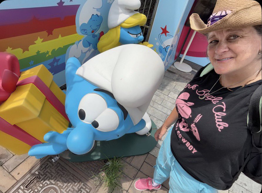 dhovahmanos's tweet photo. Synchronicity—me in Tokyo, me today at a batting cage, tonight—news about fallopian tubes/ovarian cancer. https://t.co/i6PfjcBpBC