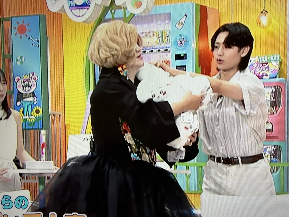 starto_dao's tweet photo. やばい、猪狩がIKKOさんに大量のちいかわあげてる、ほしいこれ
#ぽかぽか https://t.co/WByDXATuMb