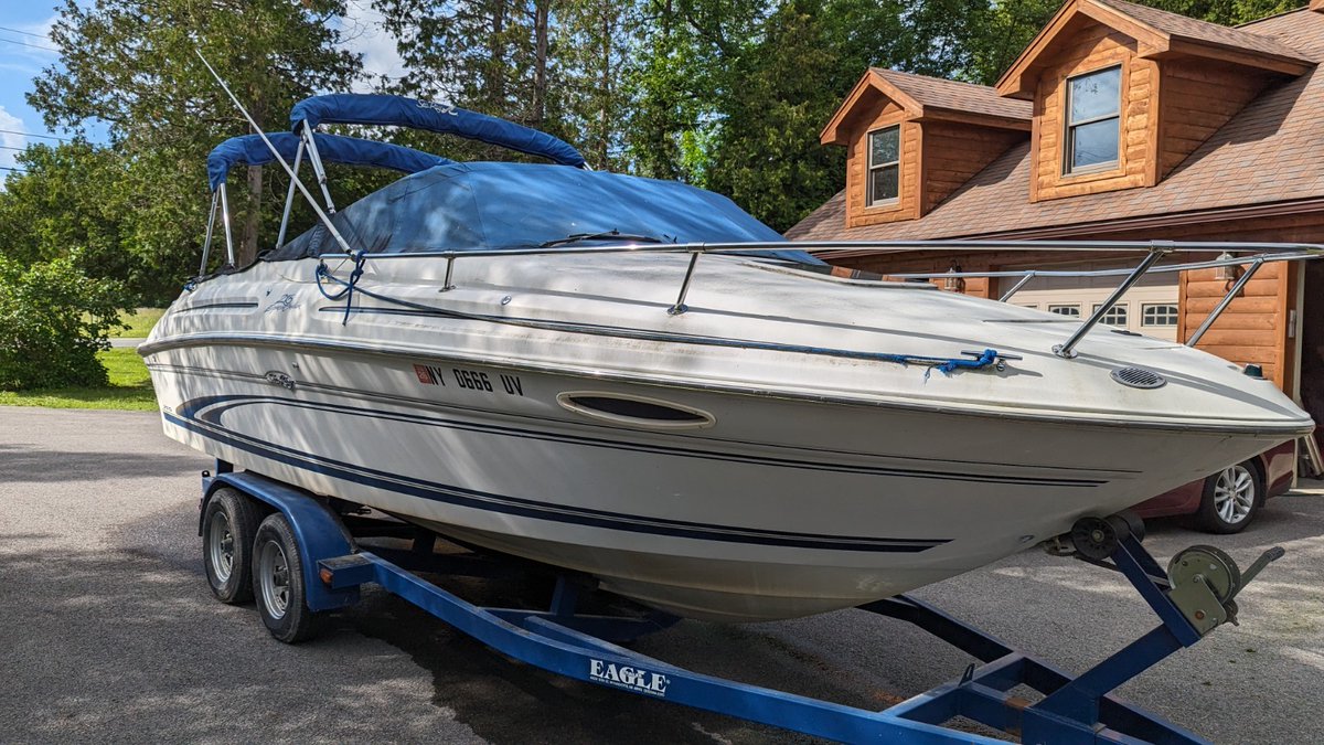 USBoatSales's tweet photo. Ad: For Sale - 2000 Sea Ray Express Cruiser 215 https://t.co/3WXjVCqQlU <<--More #SeaRay #ExpressCruiser https://t.co/uY5hFDlJrN