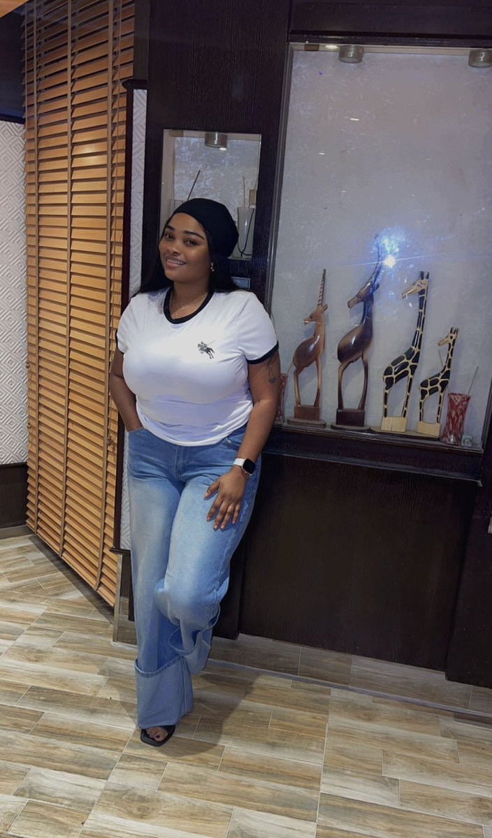 AbrahamEno45207's tweet photo. I have miss.. in my DM, she is 30years old base in France, she is a fashion designer doing well for herself, she is pretty and tall, never been married, genotype AA, she single and searching for committed relationships.
#Singledad #trendingshorts https://t.co/b4IInpEZg2