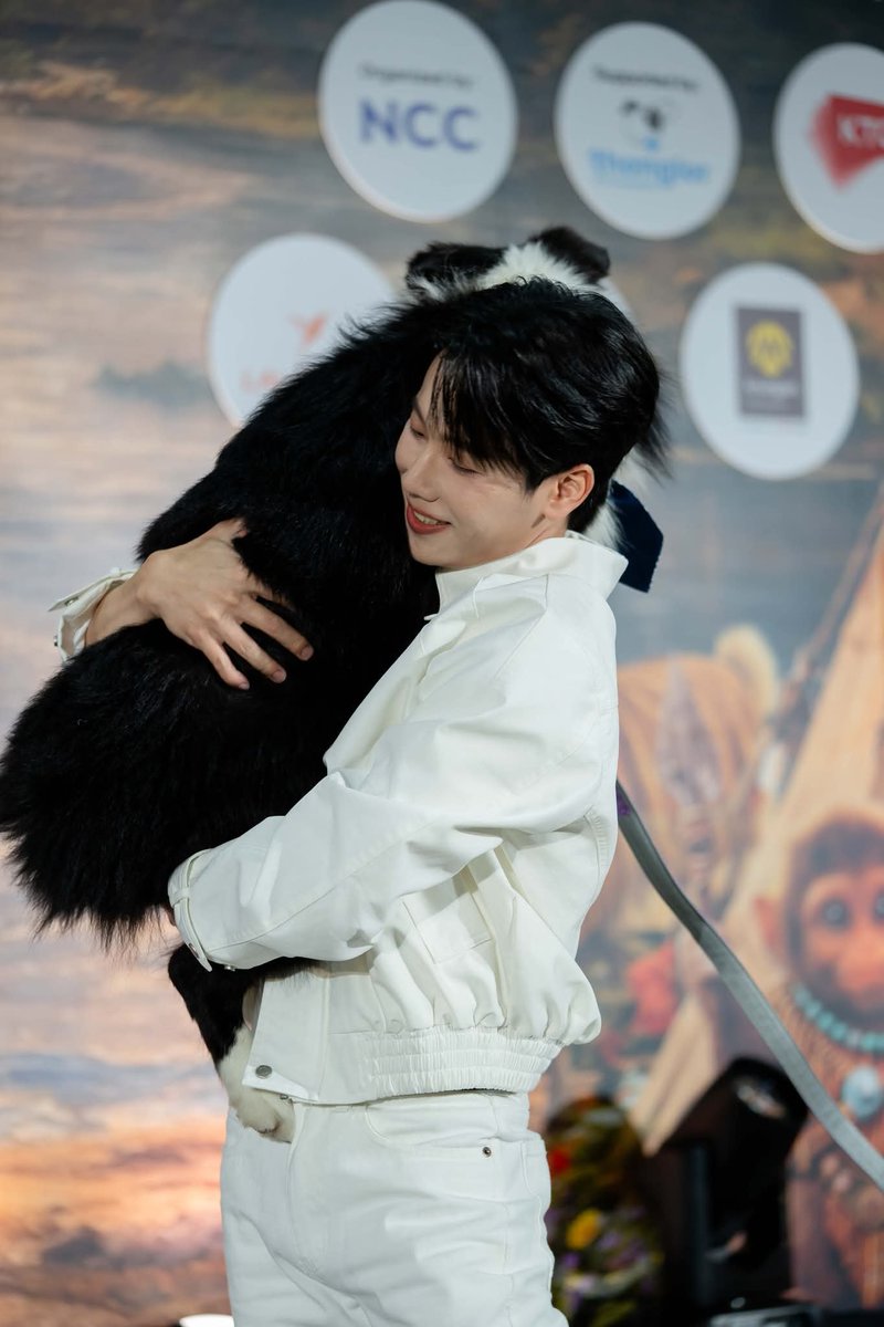 yinwarfamilysup's tweet photo. FB VIF Thailand

ภาพบรรยากาศความประทับใจ

VIF x YWZS Pet Expo Championship 2026 2 สิงหาคม 2026

รูปเพิ่มเติม https://t.co/tsCDJKQZI8 

#VIFxYWZSPetexpo
@yinyin_anw @warwanarat #หยิ่นวอร์ #yinyin_anw #warwanarat #YINWAR https://t.co/kBMZi3WPqo
