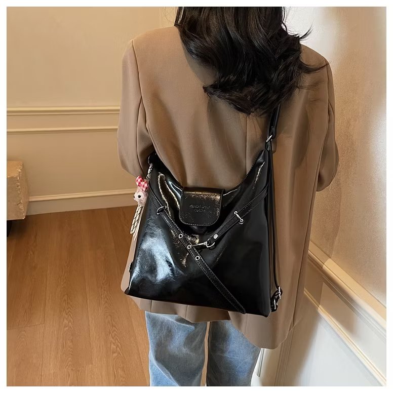 itsmenurulll's tweet photo. POV: nemu tote bag yang estetik, muat banyak, tapi harganya masih ramah di kantong. 😭✨

Under 100K aja udah bisa bikin outfit makin kece. Jangan sampai kehabisan! 🫶🏻🛒 https://t.co/B0w6inqatl