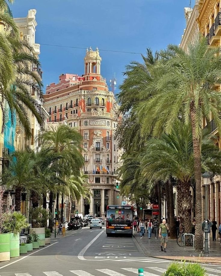 ____flowers__'s tweet photo. Barcelona,spain https://t.co/Ash0eOGPPE
