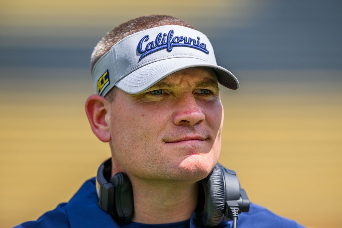 dieter's tweet photo. 🆕 Kurtenbach: Concerts, cash and phenoms — Tosh Lupoi’s mad dash to remake Cal football ⤵️
https://t.co/IASucfITzm https://t.co/T52ZyjZNow